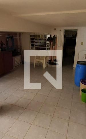 Casa à venda com 150m², 3 quartos e 1 vagaLavanderia