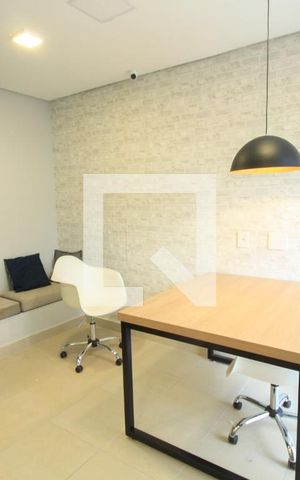 Apartamento à venda com 48m², 2 quartos e sem vagaÁrea comum