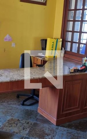 Casa de condomínio à venda com 391m², 6 quartos e 6 vagas Casa de condomínio à venda com 391m², 6 quartos e 6 vagasEscritório