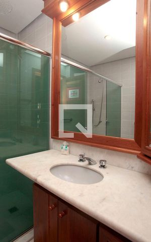 Apartamento à venda com 289m², 3 quartos e 3 vagasBanheiro Quarto 1 Suíte