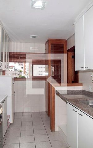 Apartamento à venda com 289m², 3 quartos e 3 vagasCozinha