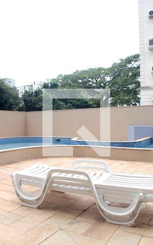 Apartamento à venda com 289m², 3 quartos e 3 vagasÁrea Comum - Piscina
