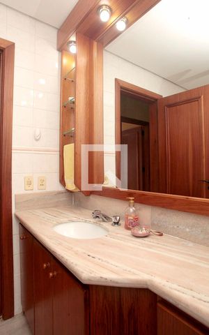 Apartamento à venda com 289m², 3 quartos e 3 vagasBanheiro 2