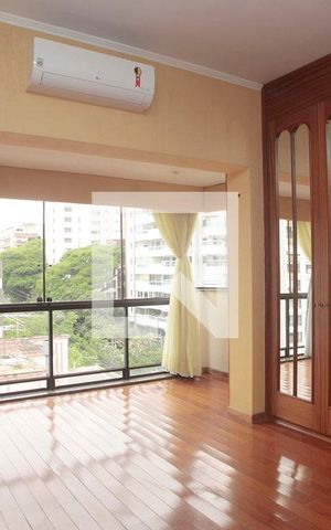 Apartamento à venda com 289m², 3 quartos e 3 vagasQuarto 1 Suíte