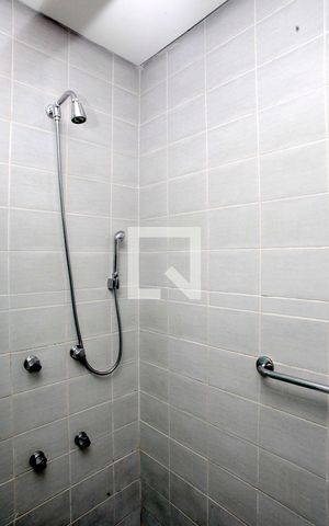 Apartamento à venda com 289m², 3 quartos e 3 vagasBanheiro Quarto 1 Suíte