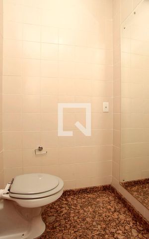 Apartamento à venda com 289m², 3 quartos e 3 vagasBanheiro 3 Lavabo