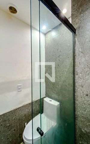 Apartamento à venda com 35m², 2 quartos e sem vagaBanheiro