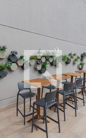 Studio para alugar com 27m², 1 quarto e sem vaga Studio para alugar com 27m², 1 quarto e sem vagaÁrea Comum