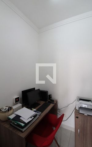 Casa à venda com 500m², 3 quartos e 4 vagasEscritório