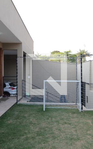 Casa à venda com 500m², 3 quartos e 4 vagasJardim