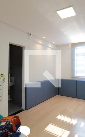 Casa à venda com 500m², 3 quartos e 4 vagasSuíte 2