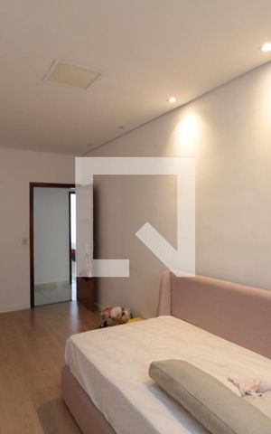 Casa à venda com 500m², 3 quartos e 4 vagasSuíte 3