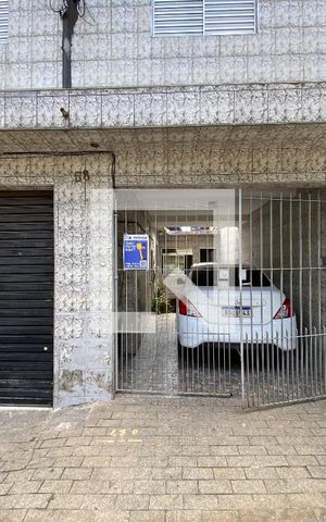 Casa para alugar com 49m², 1 quarto e 1 vaga Casa para alugar com 49m², 1 quarto e 1 vagaFachada