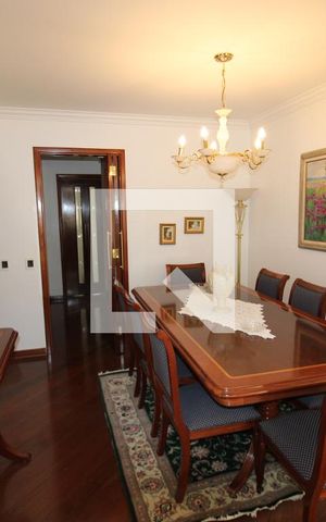 Apartamento à venda com 207m², 4 quartos e 4 vagasSala