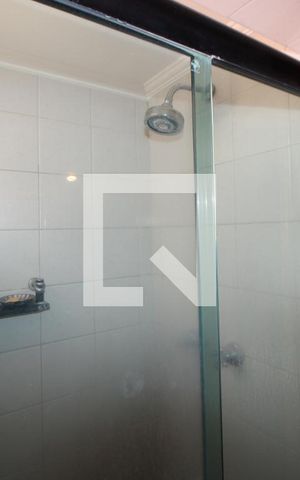 Apartamento à venda com 207m², 4 quartos e 4 vagasQuarto 1 - Banheiro