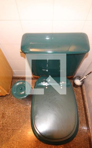 Apartamento à venda com 207m², 4 quartos e 4 vagasQuarto 1 - Banheiro
