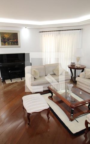 Apartamento à venda com 207m², 4 quartos e 4 vagasSala