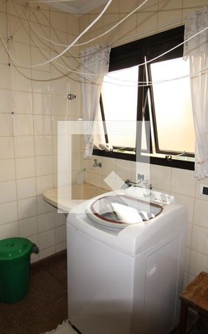 Apartamento à venda com 207m², 4 quartos e 4 vagasÁrea de Serviço