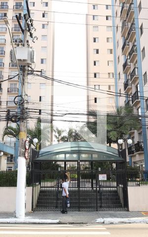 Apartamento para alugar com 62m², 2 quartos e 1 vagaFachada