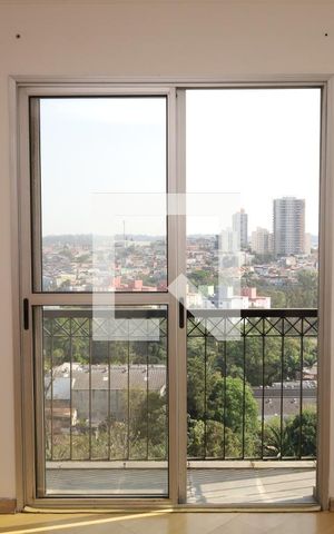 Apartamento para alugar com 62m², 2 quartos e 1 vagaSacada