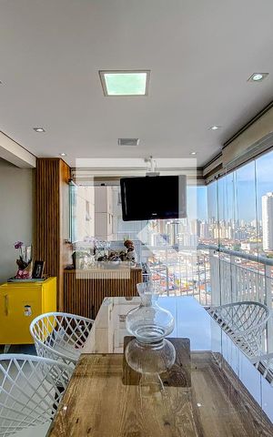 Apartamento à venda com 74m², 2 quartos e 2 vagasVaranda da Sala