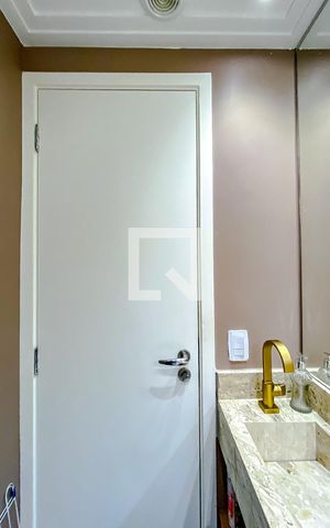 Apartamento à venda com 74m², 2 quartos e 2 vagasLavabo