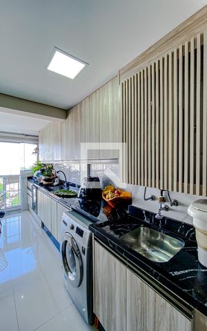 Apartamento à venda com 74m², 2 quartos e 2 vagasCozinha