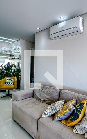 Apartamento à venda com 74m², 2 quartos e 2 vagasSala