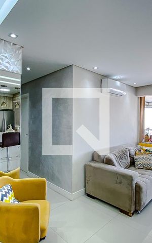 Apartamento à venda com 74m², 2 quartos e 2 vagasSala