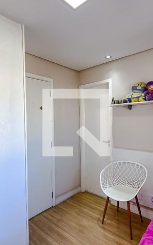 Apartamento à venda com 74m², 2 quartos e 2 vagasQuarto 2 - Suíte