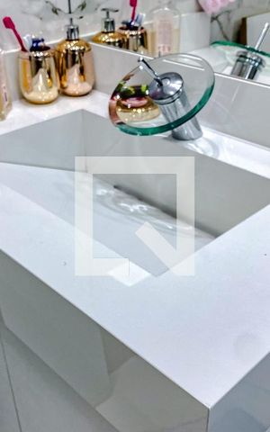 Apartamento à venda com 74m², 2 quartos e 2 vagasQuarto 2 - Suíte