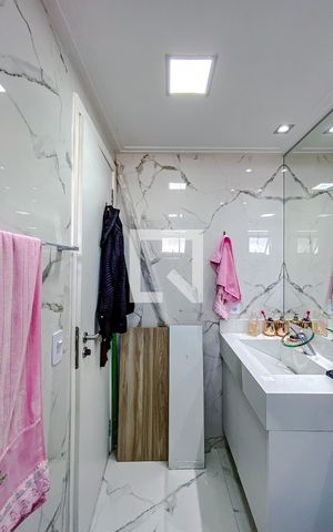 Apartamento à venda com 74m², 2 quartos e 2 vagasQuarto 2 - Suíte