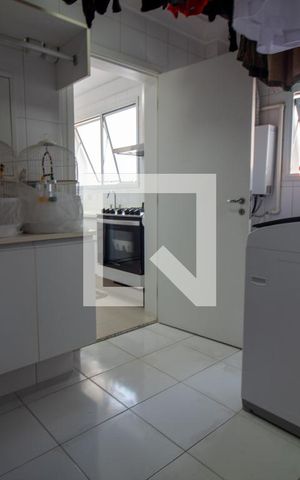 Apartamento à venda com 172m², 4 quartos e 4 vagas Apartamento à venda com 172m², 4 quartos e 4 vagasÁrea de Serviço