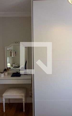Apartamento à venda com 172m², 4 quartos e 4 vagas Apartamento à venda com 172m², 4 quartos e 4 vagasSuíte 2