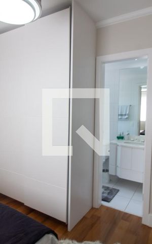 Apartamento à venda com 172m², 4 quartos e 4 vagas Apartamento à venda com 172m², 4 quartos e 4 vagasSuíte 1