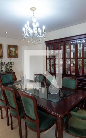 Apartamento à venda com 172m², 4 quartos e 4 vagas Apartamento à venda com 172m², 4 quartos e 4 vagasSala de Jantar