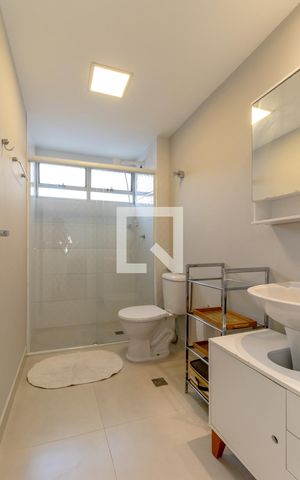 Apartamento para alugar com 102m², 3 quartos e 1 vaga Apartamento para alugar com 102m², 3 quartos e 1 vagaBanheiro do Quarto 1
