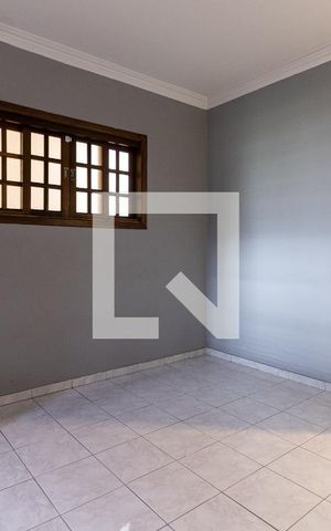 Casa à venda com 125m², 3 quartos e 2 vagas Casa à venda com 125m², 3 quartos e 2 vagasCopa