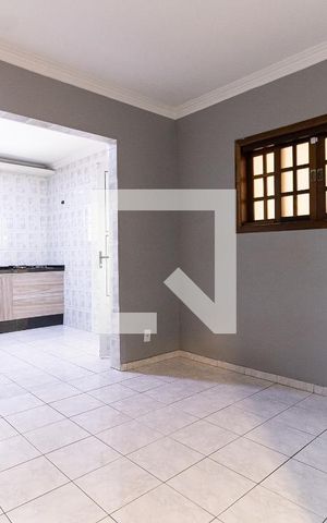 Casa à venda com 125m², 3 quartos e 2 vagas Casa à venda com 125m², 3 quartos e 2 vagasCopa