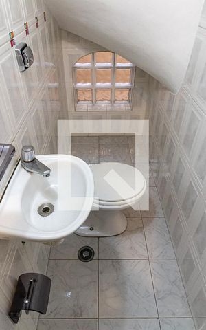 Casa à venda com 125m², 3 quartos e 2 vagas Casa à venda com 125m², 3 quartos e 2 vagasLavabo