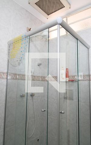 Casa à venda com 175m², 3 quartos e 2 vagasBanheiro 2