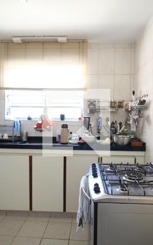 Casa à venda com 175m², 3 quartos e 2 vagasCozinha