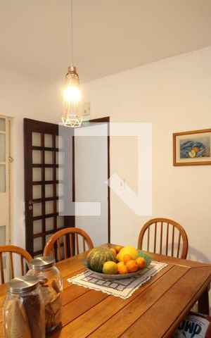 Casa à venda com 175m², 3 quartos e 2 vagasCopa