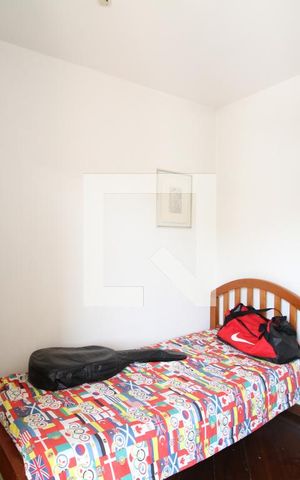 Casa à venda com 175m², 3 quartos e 2 vagasQuarto 3