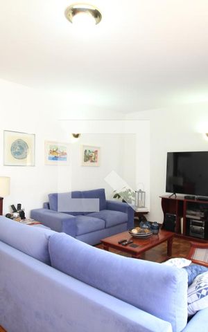 Casa à venda com 175m², 3 quartos e 2 vagasSala