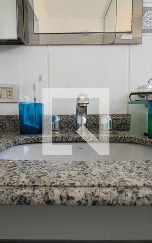 Casa à venda com 175m², 3 quartos e 2 vagasBanheiro