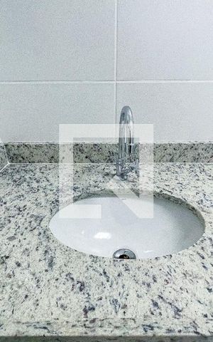 Studio à venda com 25m², 1 quarto e sem vaga Studio à venda com 25m², 1 quarto e sem vagaBanheiro