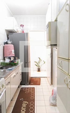 Apartamento à venda com 48m², 2 quartos e 1 vaga Apartamento à venda com 48m², 2 quartos e 1 vagaCozinha