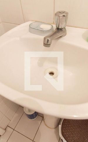 Apartamento à venda com 48m², 2 quartos e 1 vaga Apartamento à venda com 48m², 2 quartos e 1 vagaBanheiro