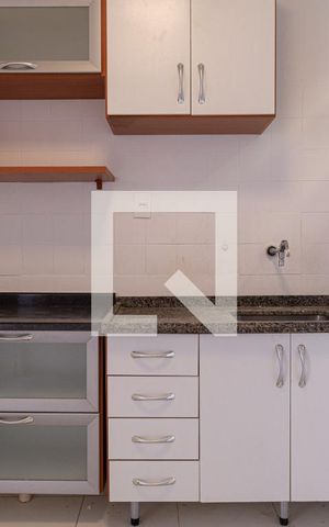 Apartamento à venda com 60m², 1 quarto e sem vaga Apartamento à venda com 60m², 1 quarto e sem vagaCozinha